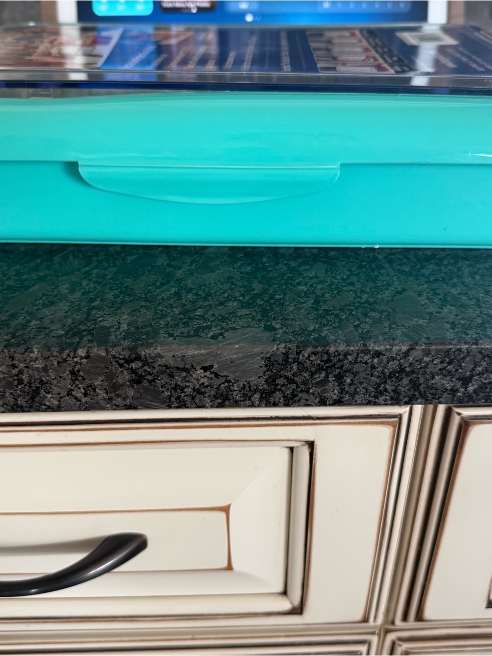 Aqua Party Foil Pan Cover - - Picture 2 of 4